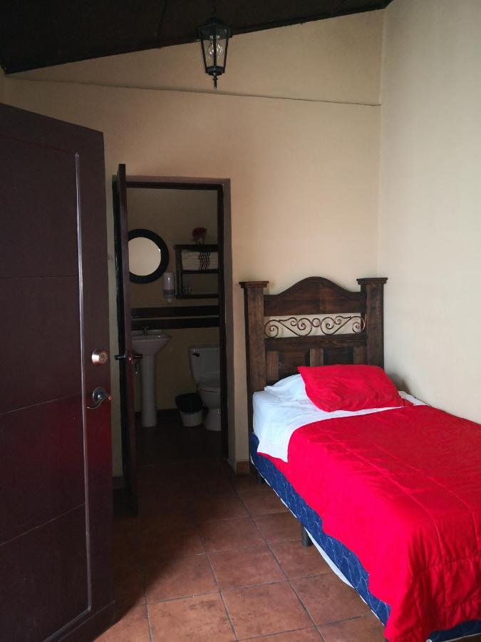 أنتيغوا غواتيمالا Hotel San Judas Tadeo Garden المظهر الخارجي الصورة