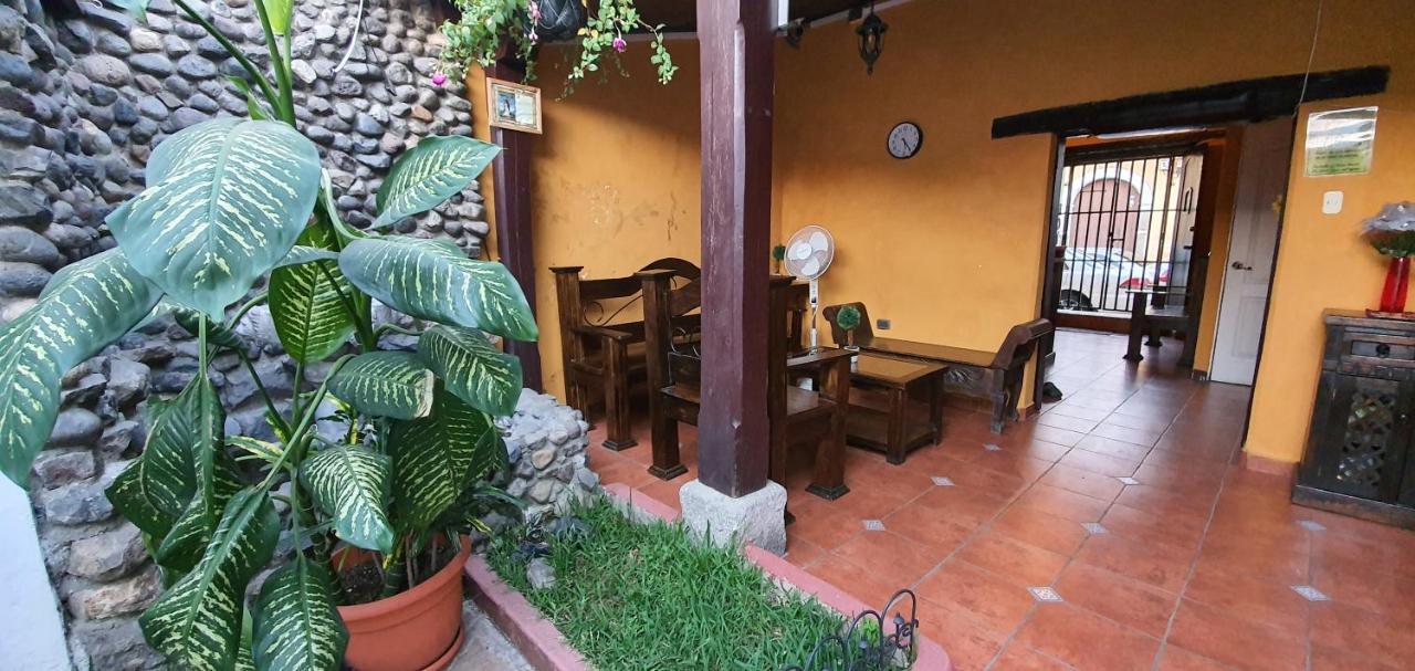 أنتيغوا غواتيمالا Hotel San Judas Tadeo Garden المظهر الخارجي الصورة